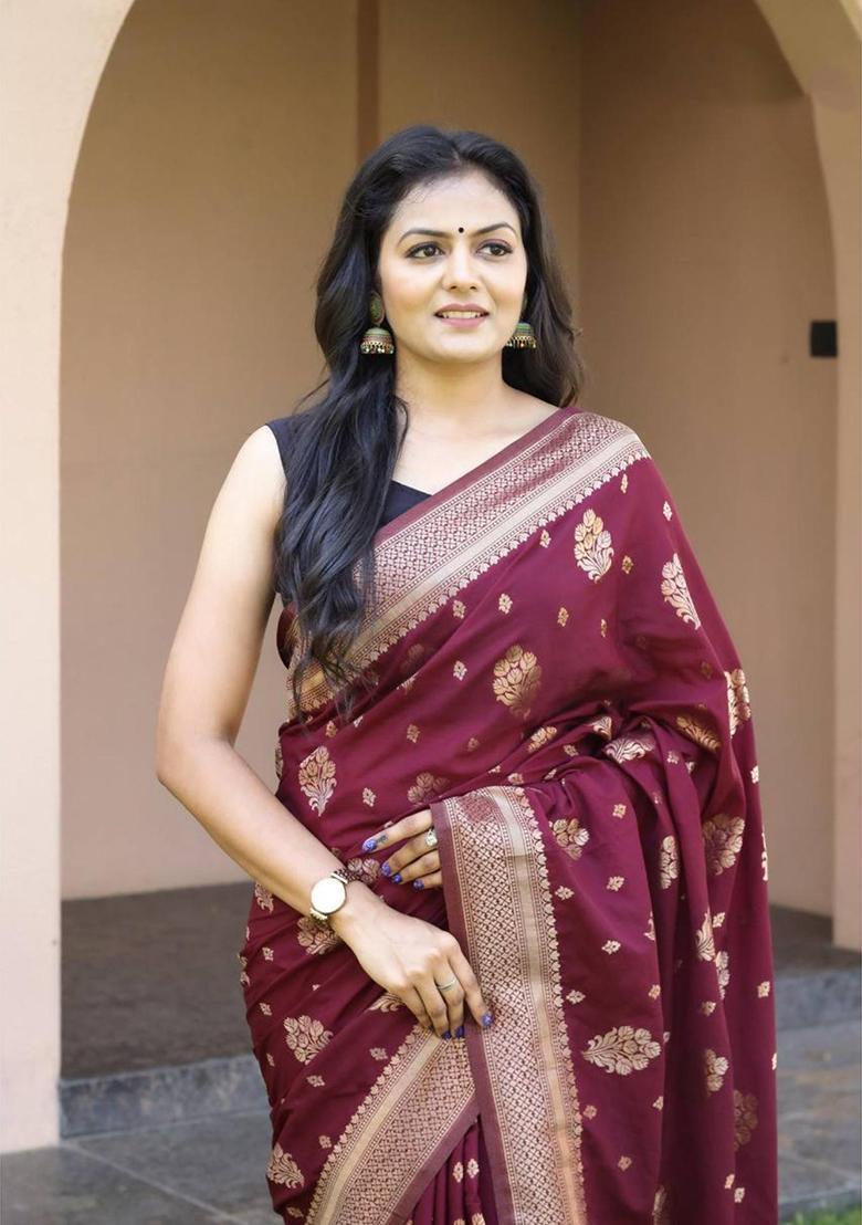 Maroon Woven Silk Blend Saree Set - Indya