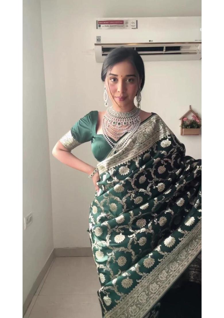 Green Printed Jacquard Saree Set - Indya