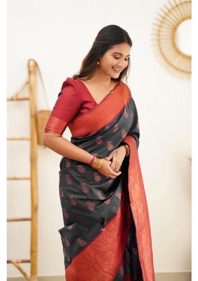 Black Woven Jacquard Saree Set - Indya