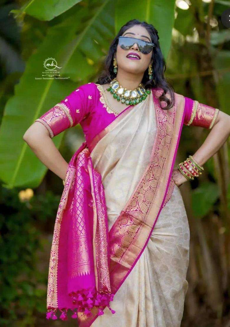 Cream Woven Silk Blend Saree Set for Diwali and Festive Wear - Indya