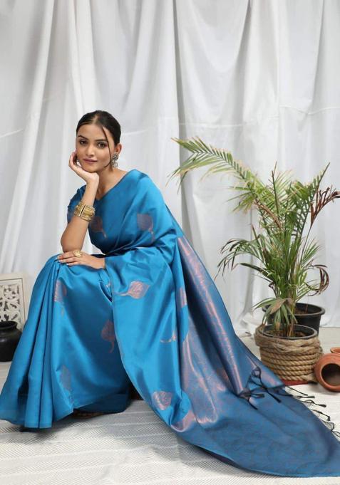 Blue Woven Silk Blend Saree Set