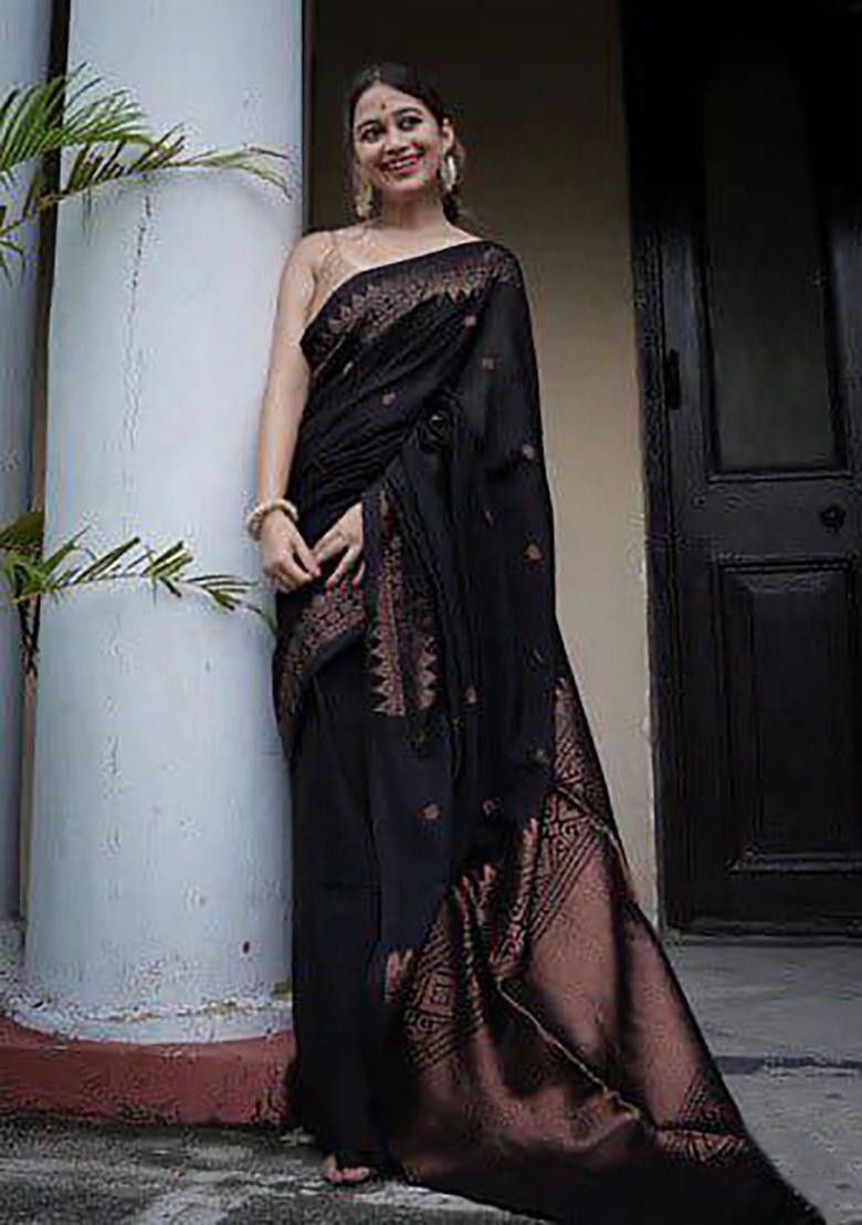 Black Woven Jacquard Saree Set - Indya