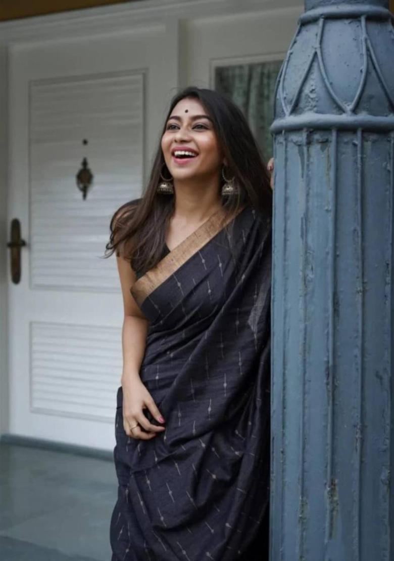 Black Woven Silk Blend Saree Set - Indya