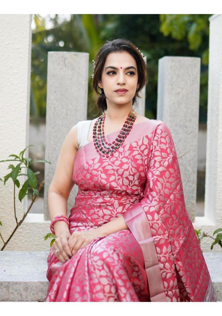 Pink Woven Jacquard Saree Set - Indya