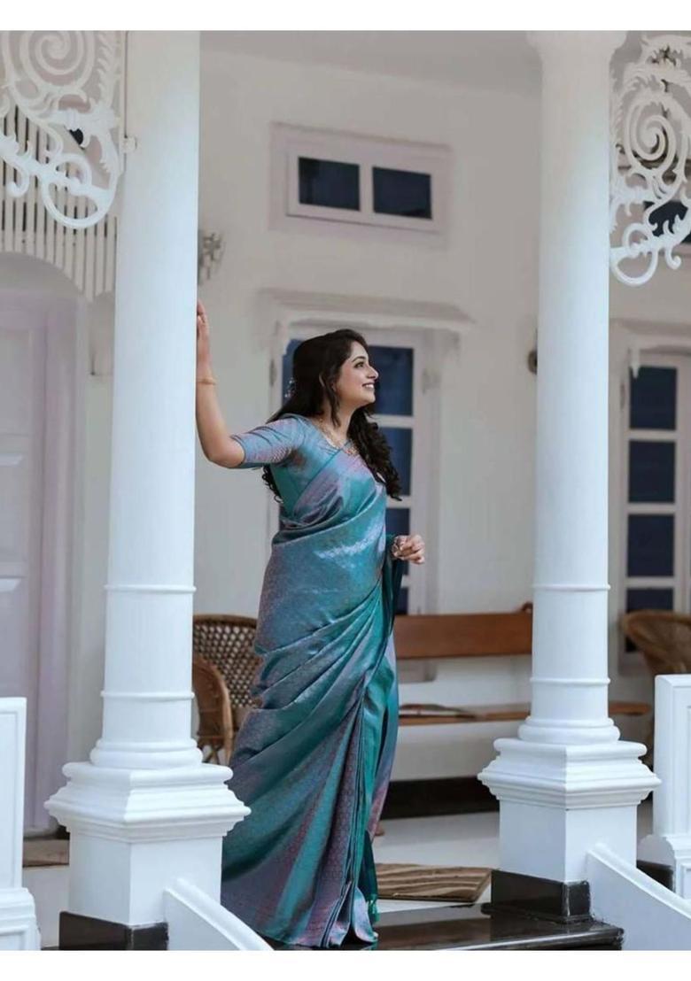 Aqua Woven Jacquard Saree Set - Indya