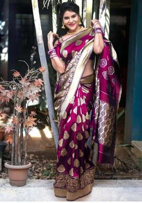 Magenta Woven Silk Blend Saree Set