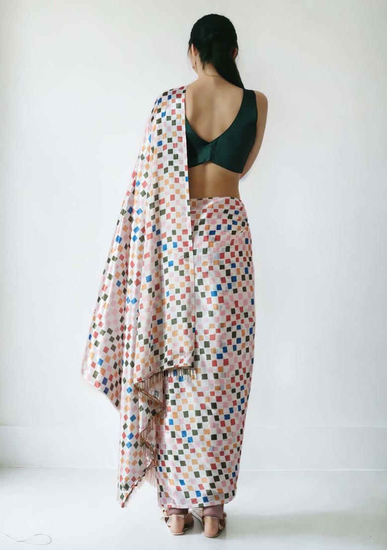 Cream Checked Chinon Saree Set - Indya
