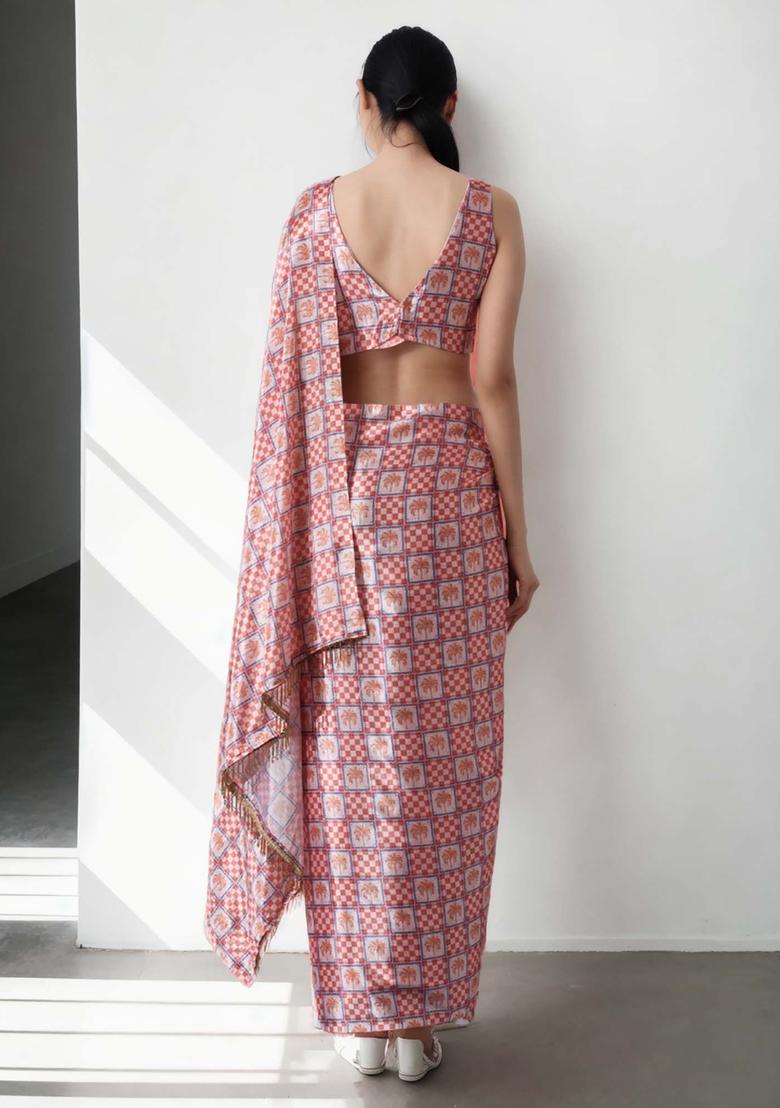 Peach Checked Chinon Saree Set - Indya