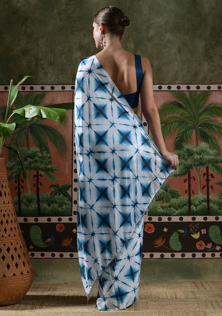 White Geometric Print Chinon Saree Set - Indya