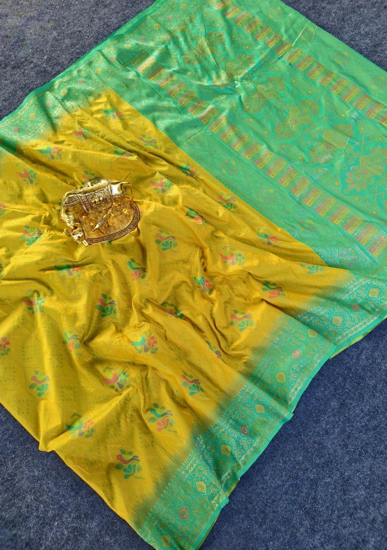Green Woven Silk Blend Saree Set - Indya