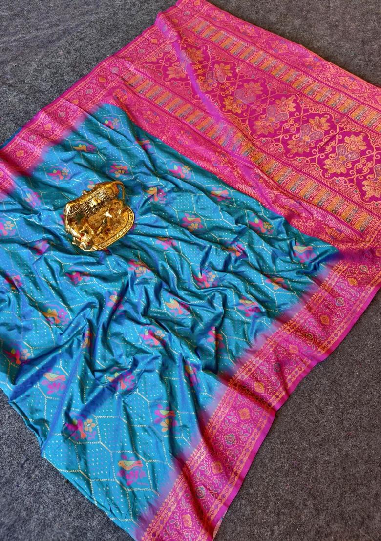 Pink Woven Silk Blend Saree Set - Indya
