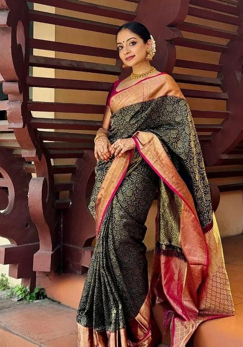 Multicolor Printed Silk Blend Saree Set