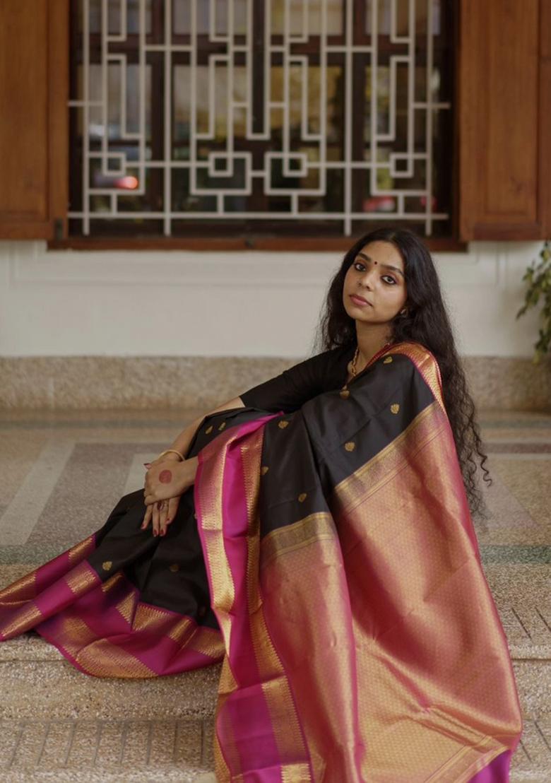 Black Printed Silk Blend Saree Set - Indya