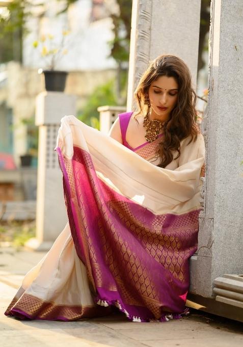 Cream Printed Silk Blend Saree Set