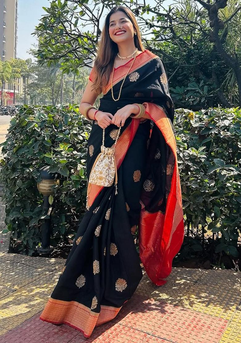 Black Printed Silk Blend Saree Set - Indya