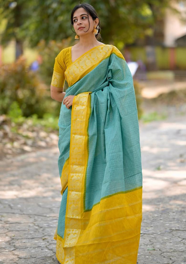 Pista Printed Silk Blend Saree Set - Indya