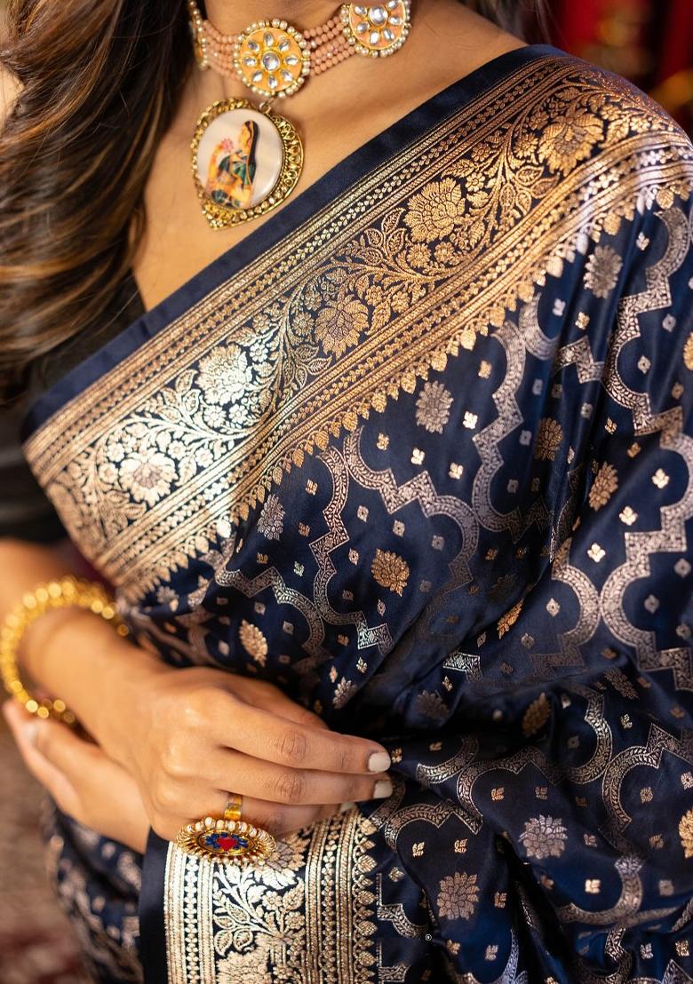 Black Printed Silk Blend Saree Set - Indya