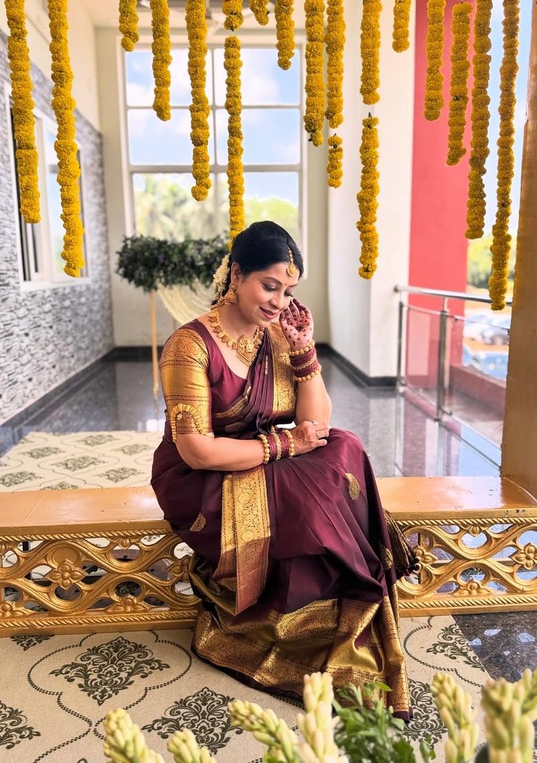 Brown Printed Silk Blend Saree Set - Indya
