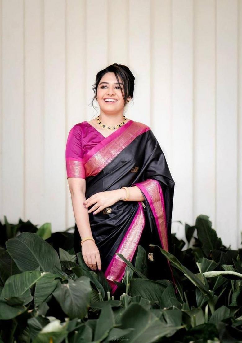 Black Printed Silk Blend Saree Set - Indya
