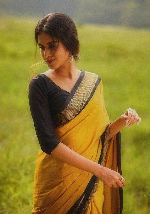 Mustard Printed Silk Blend Saree Set