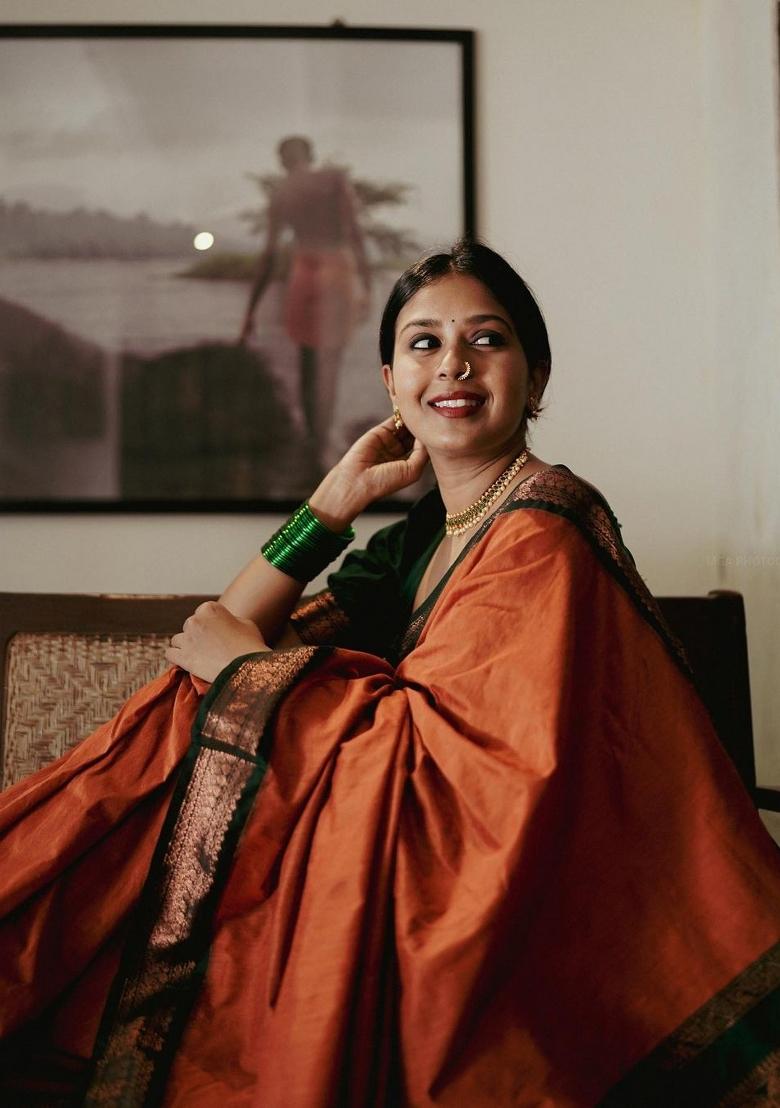 Orange Printed Silk Blend Saree Set - Indya