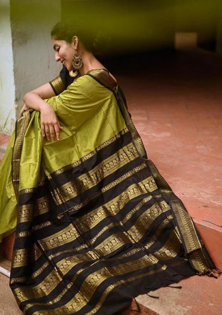 Light Green Printed Silk Blend Saree Set - Indya