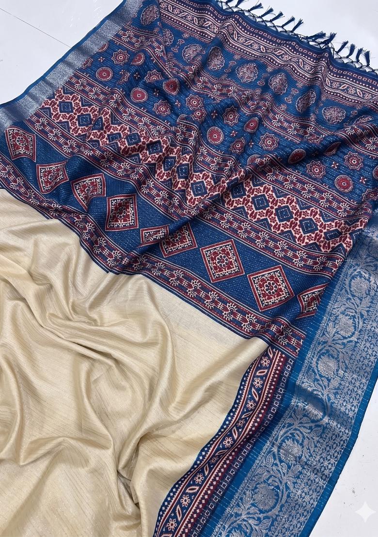 Rama Striped Silk Blend Saree Set - Indya
