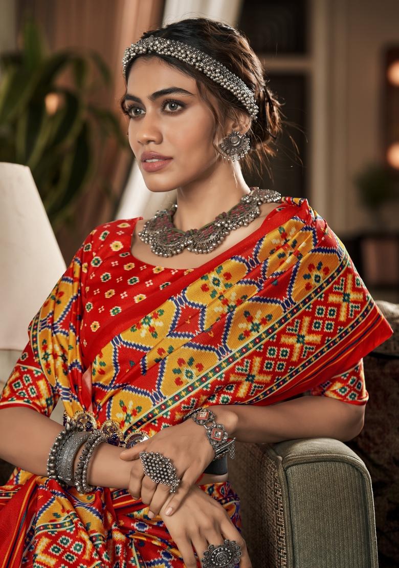 Red Printed Silk Blend Saree Set - Indya
