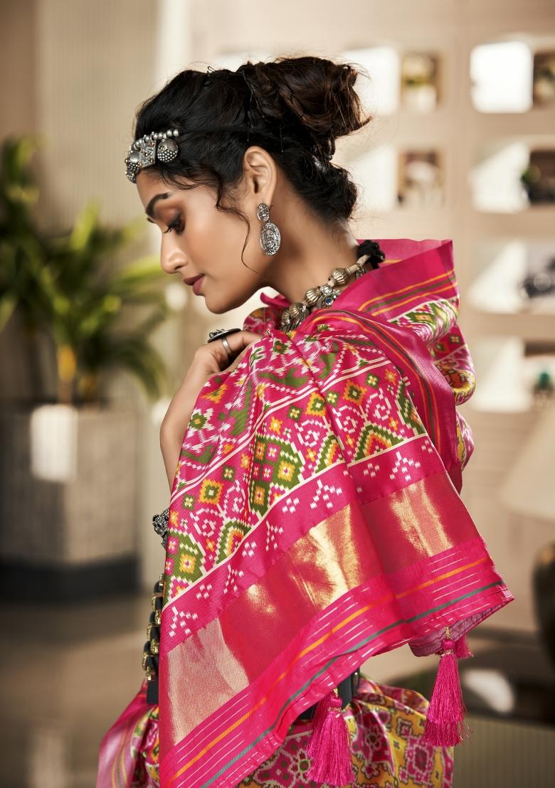 Yellow Printed Silk Blend Saree Set - Indya