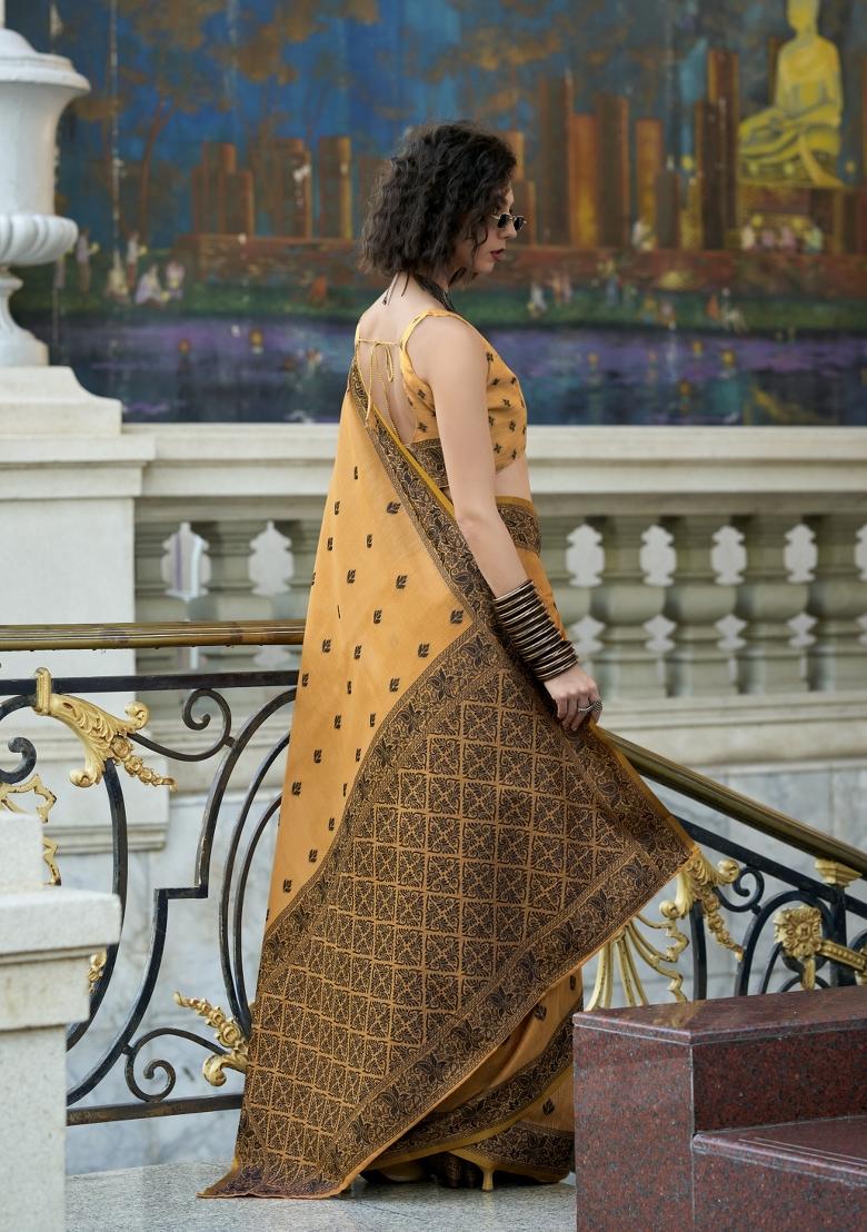 Peach Floral Print Linen Saree Set - Indya