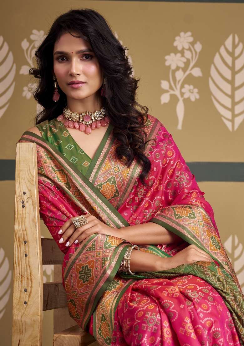 Pink Silk Blend Saree Set with Printed for Diwali | Wedding & Festive Wear - Indya
