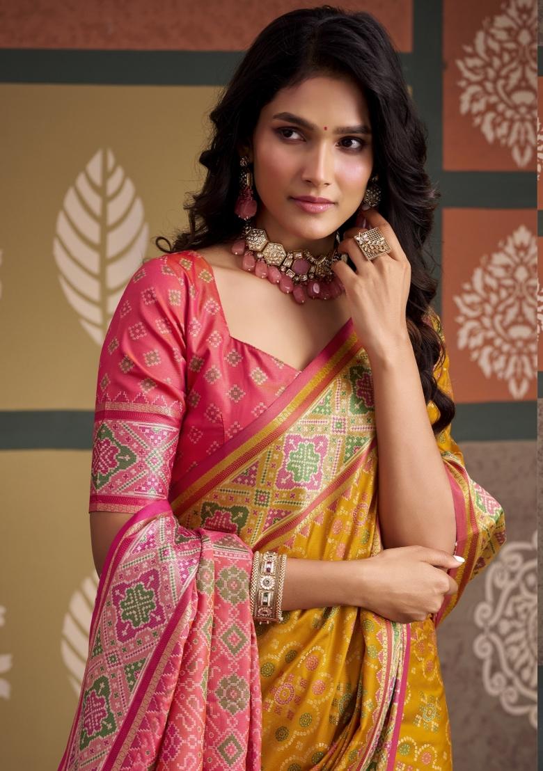 Yellow Printed Silk Blend Saree Set - Indya