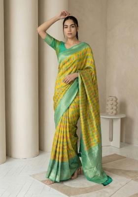 Green Zari Work Silk Blend Saree Set