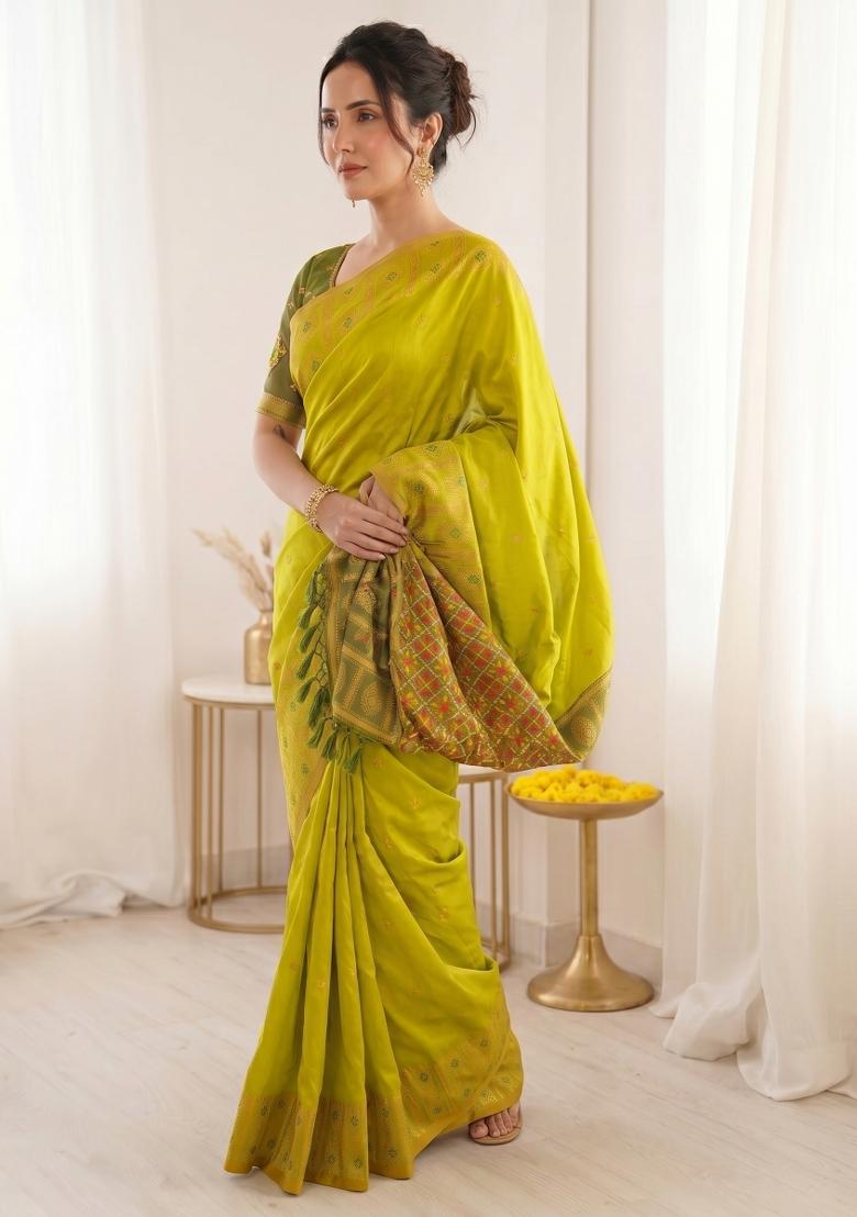 Mehendi Zari Work Silk Blend Saree Set - Indya