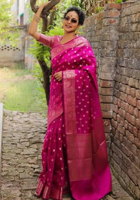 Pink Jacquard Silk Blend Saree Set