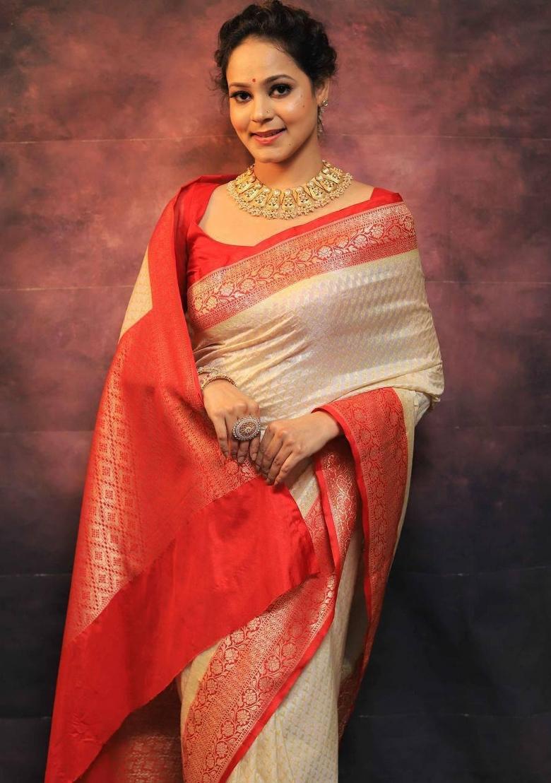Cream Jacquard Silk Blend Saree Set - Indya