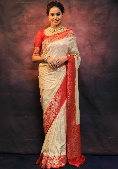 Cream Jacquard Silk Blend Saree Set