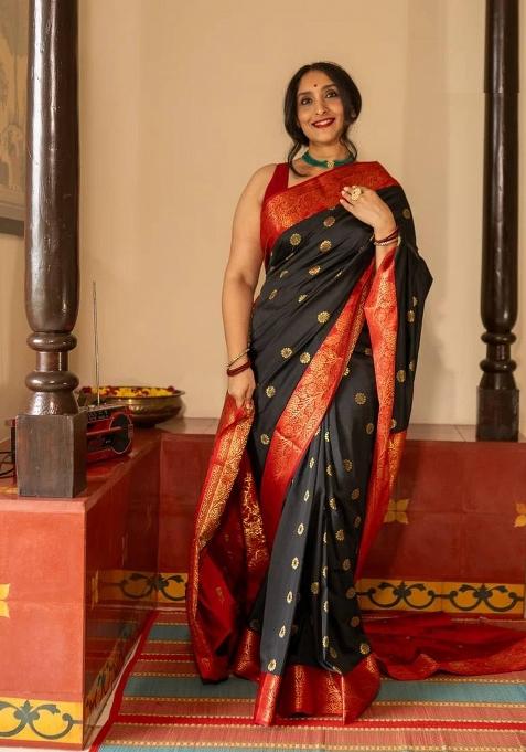 Green Jacquard Silk Blend Saree Set