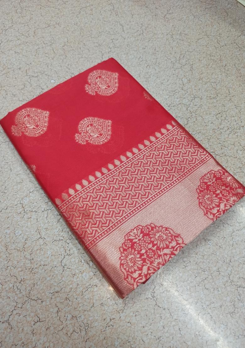 Red Jacquard Silk Blend Saree Set - Indya