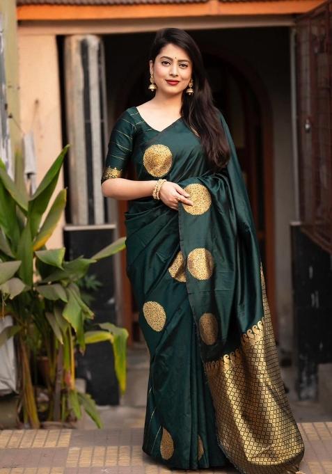 Green Jacquard Silk Blend Saree Set