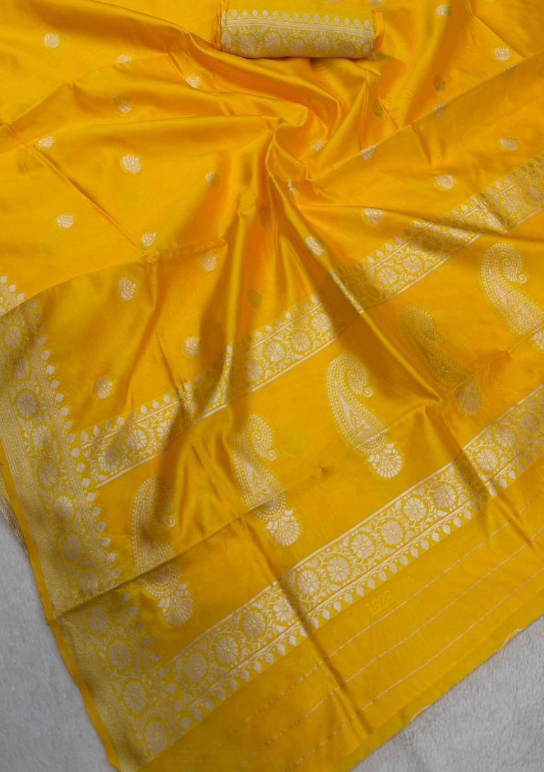 Yellow Jacquard Silk Blend Saree Set - Indya