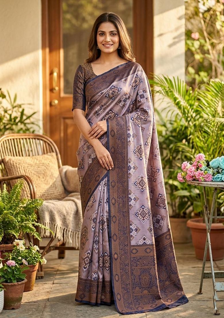 Lavender Zari Work Silk Blend Saree Set - Indya