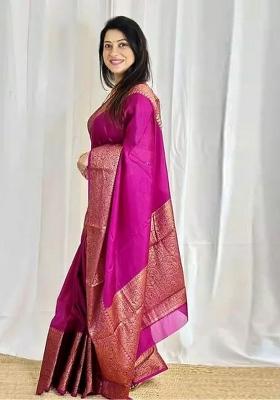 Magenta Jacquard Silk Blend Saree Set