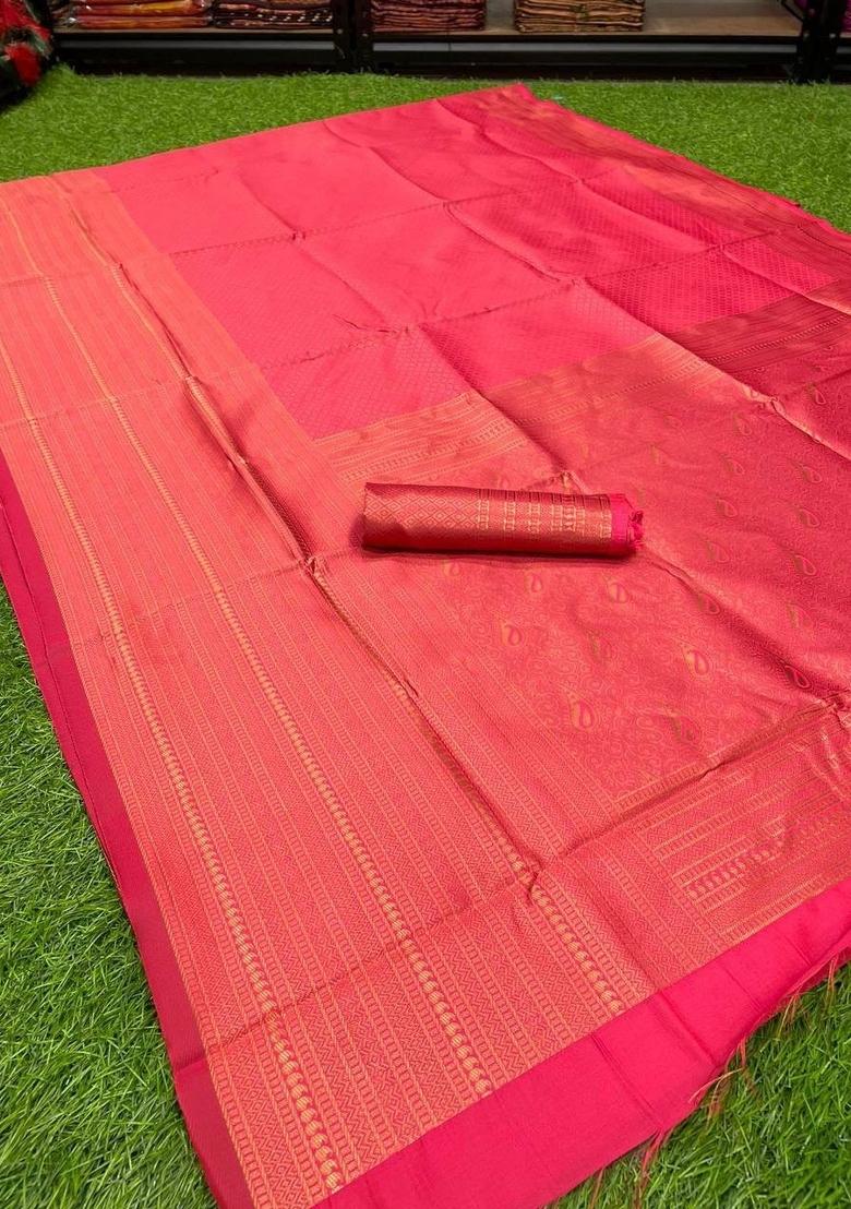 Red Jacquard Silk Blend Saree Set - Indya