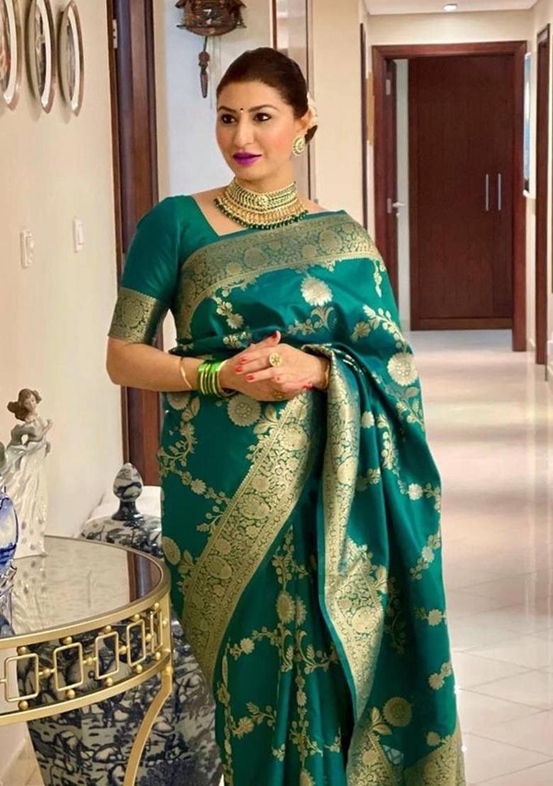Rama Jacquard Silk Blend Saree Set - Indya