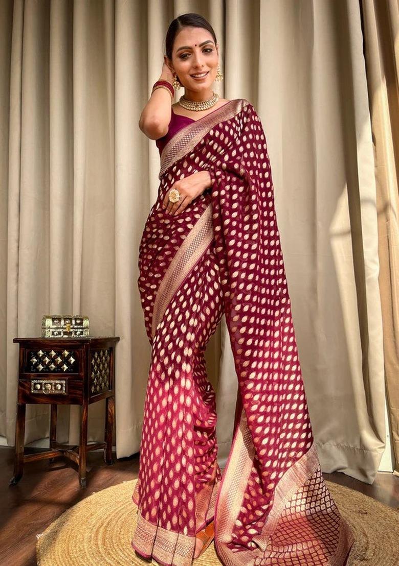 Maroon Jacquard Silk Blend Saree Set - Indya