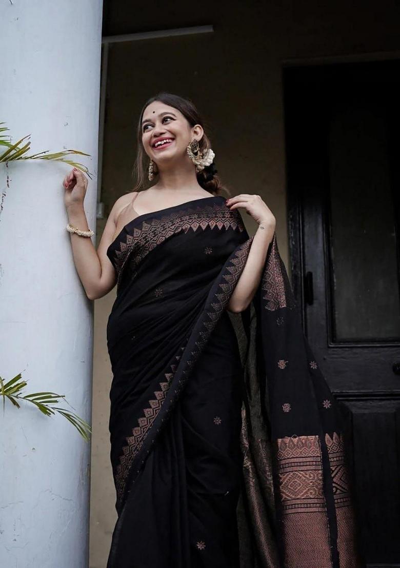Black Jacquard Silk Blend Saree Set - Indya