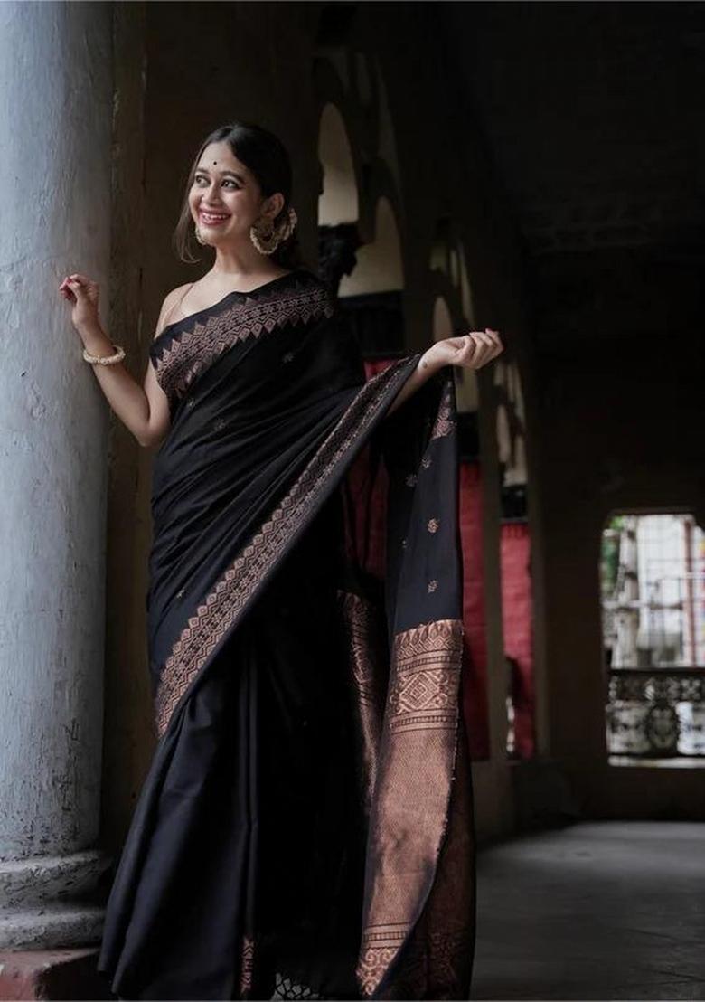 Black Jacquard Silk Blend Saree Set - Indya