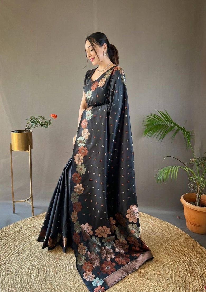 Black Jacquard Silk Blend Saree Set - Indya