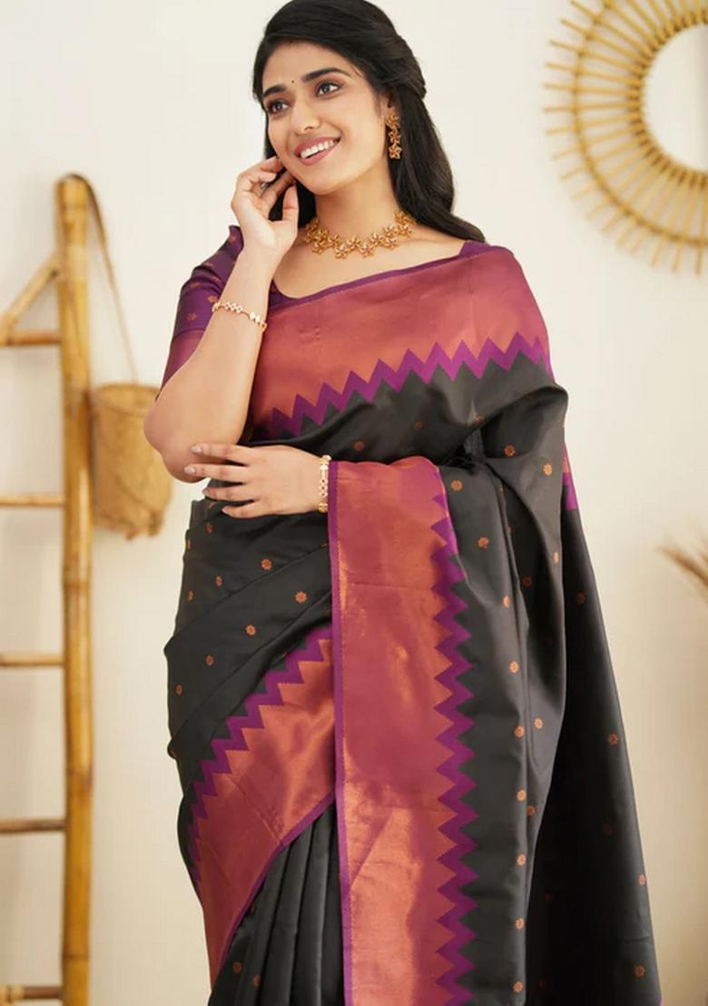 Black Jacquard Silk Blend Saree Set - Indya